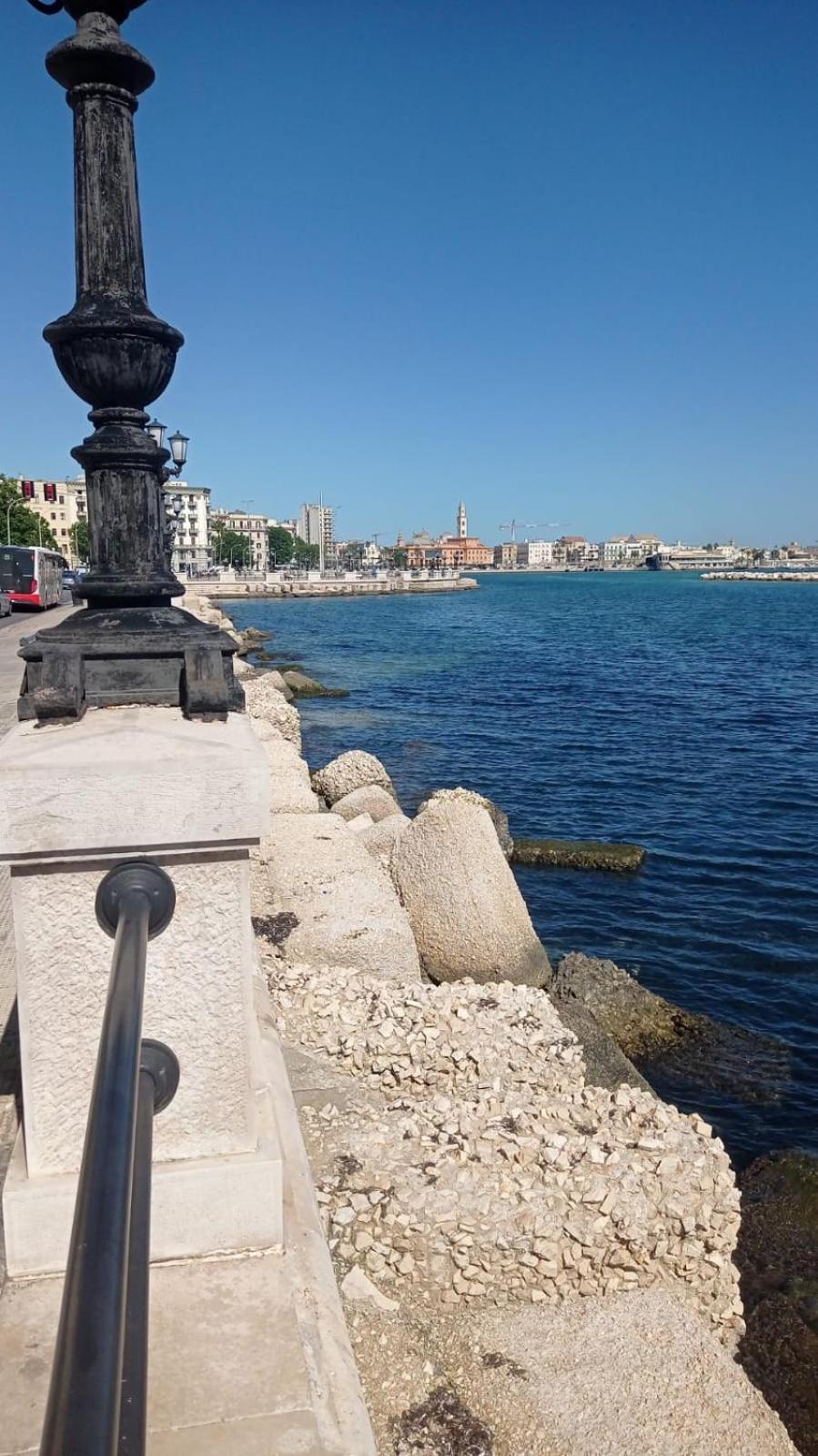 Casa Vacanze Volare Mare Fuori Bari Exterior foto